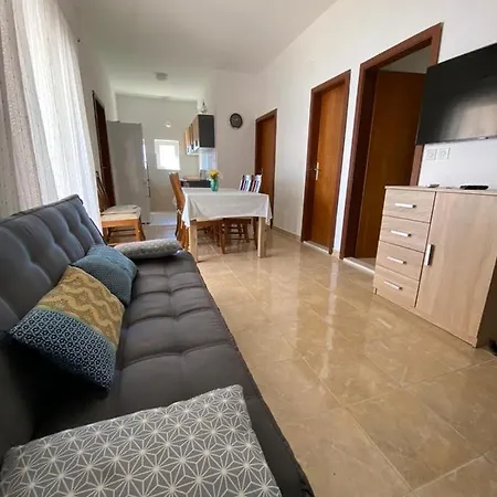 By The See Bozo Benic Apartman *